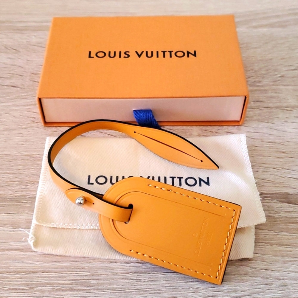 *NEW* Louis Vuitton Brown Leather Luggage Bag Tag with Box and Dust Bag